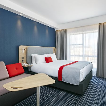 Holiday Inn Express Grimsby By Ihg Bagian luar foto