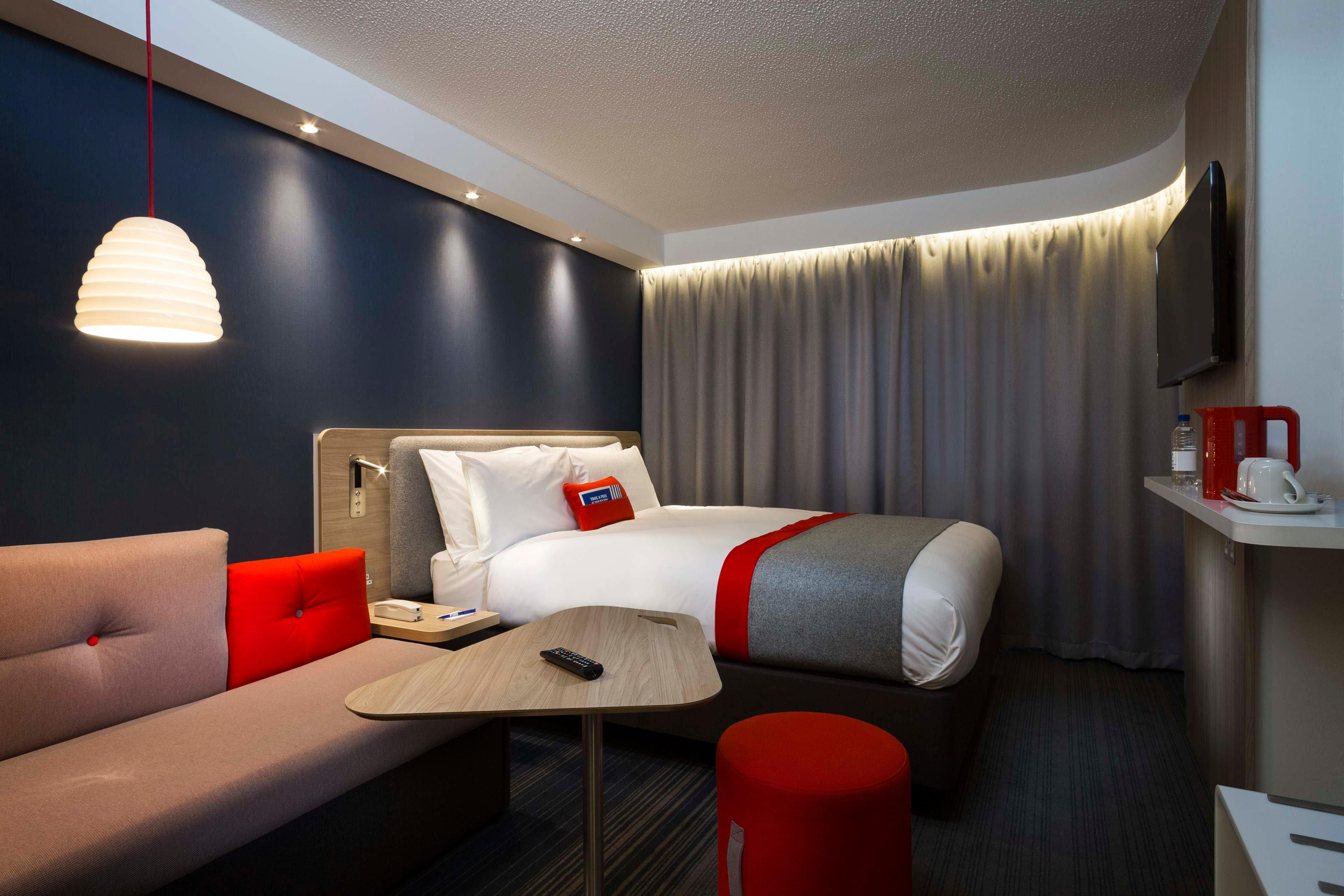 Holiday Inn Express Grimsby By Ihg Bagian luar foto