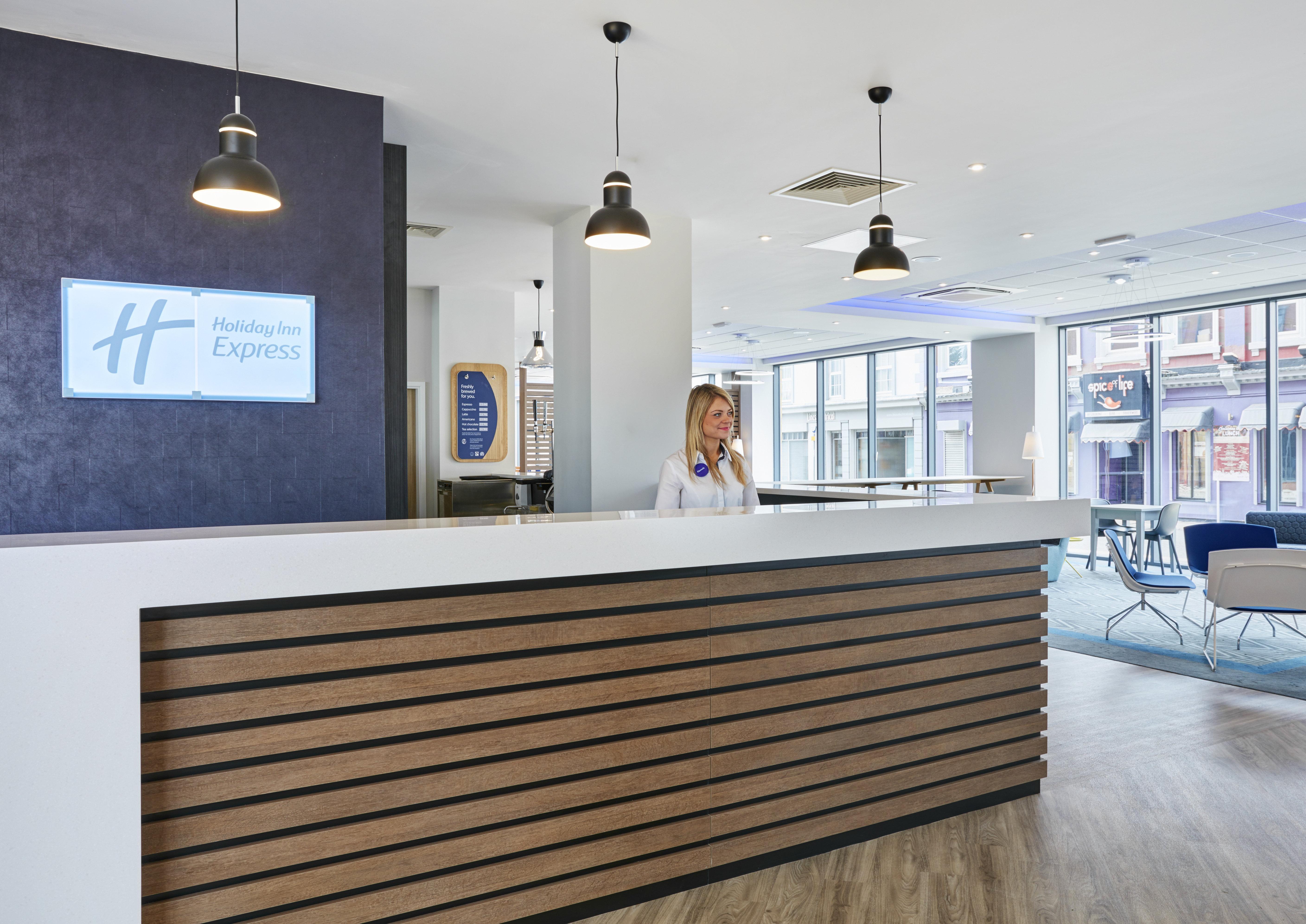 Holiday Inn Express Grimsby By Ihg Bagian luar foto