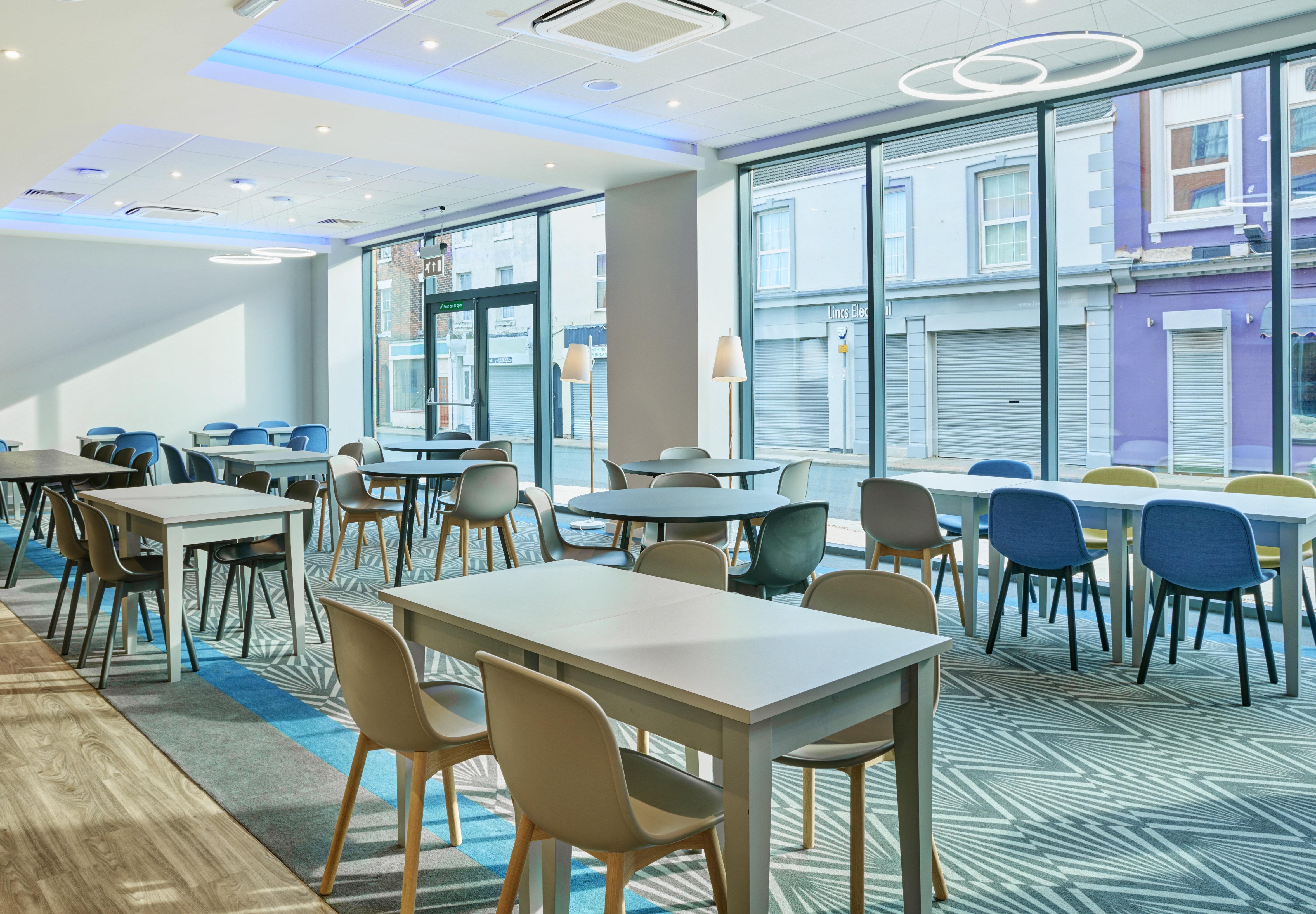 Holiday Inn Express Grimsby By Ihg Bagian luar foto