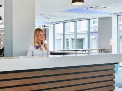 Holiday Inn Express Grimsby By Ihg Bagian luar foto